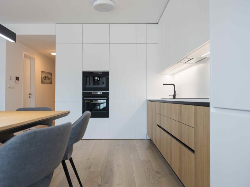 Projekt kuchyne a celého interiéru v projekte GUTHAUS v Bratislave.